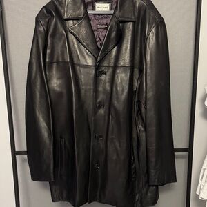 Men's Black Lamb Leather Coat. Worn only once!Excellent condition!